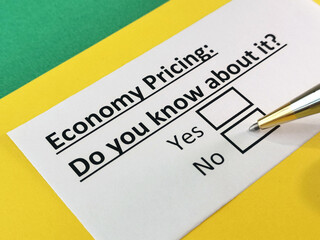 Obraz premium Questionnaire about marketing.