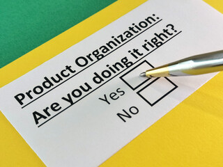 Obraz premium Questionnaire about marketing.