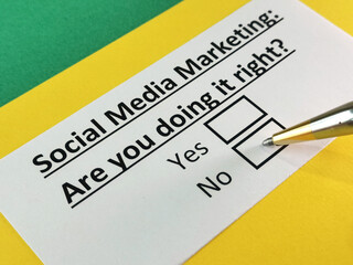 Obraz premium Questionnaire about marketing.