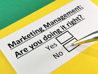 Obraz premium Questionnaire about marketing.