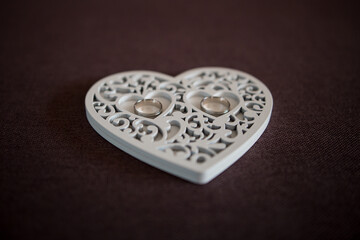 wedding rings in a wooden box