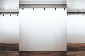 White gallery showroom with blank wall - obrazy, fototapety, plakaty
