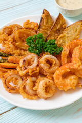 deep fried seafood (shrimps and squid) with mix vegetable