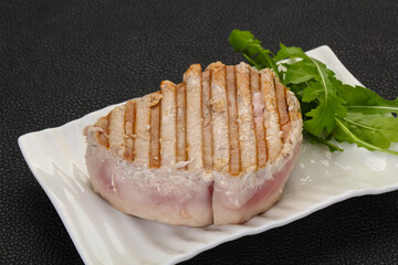 Grilled tuna steak