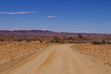 Sandstraße im Naturreservat im National Park Südafrika