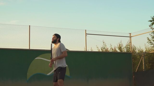 Tenis al atardecer
