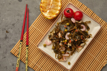 seaweed with vegetables on a plate