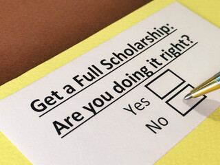 Obraz premium One person is answering question about full scholarship.
