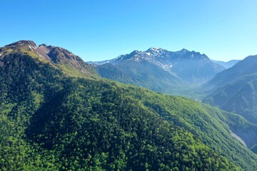 初夏の穂高連峰と焼岳