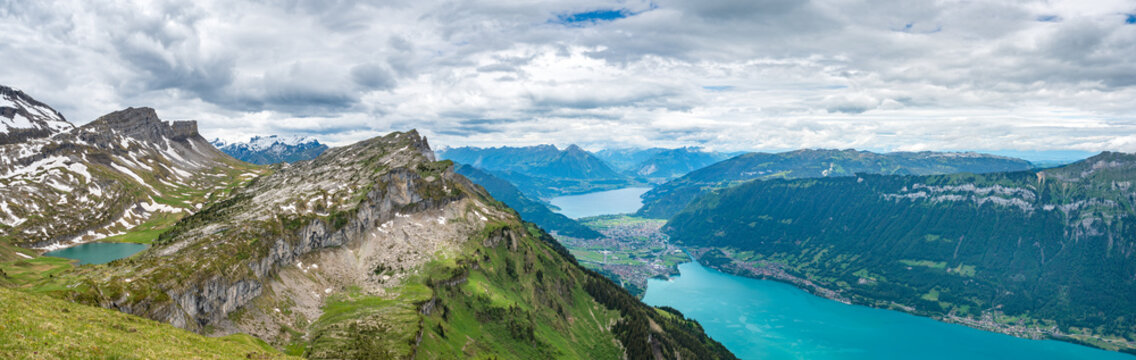 Interlaken und B&ouml;nigen mit Brienzersee und Thunersee