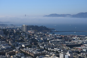 Obraz premium Beautiful aerial view of the San Francisco, USA. View of the Downtown, San Francisco bay and long steep streets.
