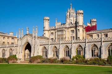 Fototapeta na wymiar Cambridge University - St John's College in Cambridge, UK