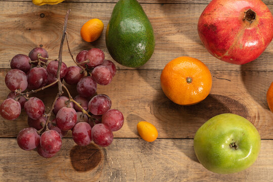 A wide variety of fruits, nutritious and delicious. Healthy food