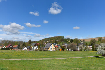 Fototapeta na wymiar Taubenheim in der Oberlausitz im Frühjahr 