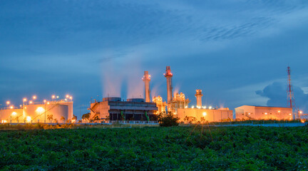 Gas turbine electrical power plant with twilight