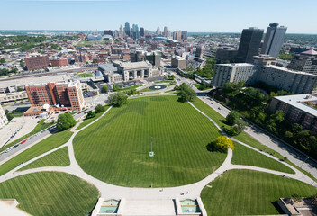 Fototapeta na wymiar A distant panoramic view of Kansas City on a sunny day from the National World War 1 Museum and Memorial
