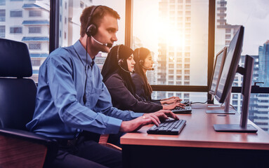 Call center service working online contract support communication suggestion data center