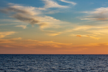 Naklejka premium Tramonto sul mare da Marsala