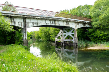 Fototapeta na wymiar bridge of 1914, old bridge, bridge in Russia