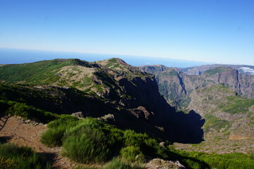 Fototapeta na wymiar Viewpoint Pico Do Arieiro, Madeira