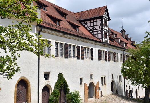 Innenhof von Schloss Hellenstein in Heidenheim