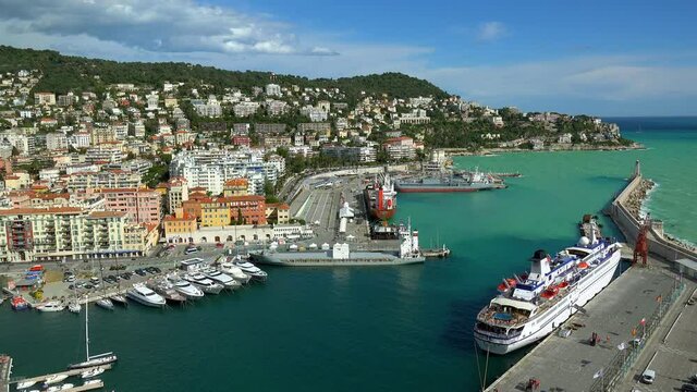 WS Port Lympia and cityscape / Nice, Cote d'Azur, France