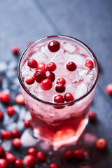 Alcoholic cocktail Cape Codder with vodka, cranberry juice and ice.