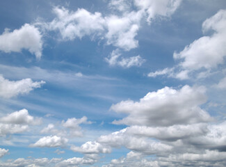 Fototapeta na wymiar Blue sky with beautiful natural white clouds.