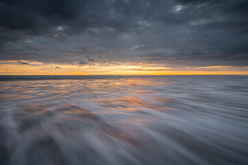 A peaceful view of nature&rsquo;s grandeur, where every detail reveals calm, depth, and endless space