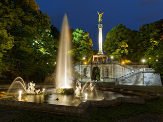 Fototapete bei efototapeten.de bestellen   