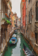 Fototapeta na wymiar canal in venice italy. Canals and gondola are hallmark of Venice. Travel destination concept. 