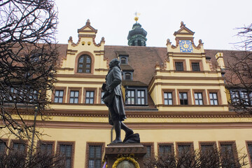 Fototapeta na wymiar Monument to Goethe in Leipzig, Germany 