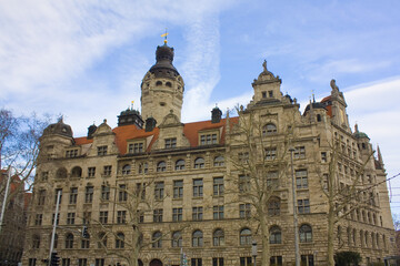 Fototapeta na wymiar New Town Hall (or Neues Rathaus) in Leipzig, Germany 