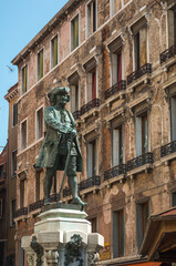Fototapeta na wymiar Statue of the Italian playwright Carlo Goldoni, Venice, Italy