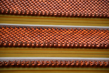 Obraz premium Roof tiles inside the temple building