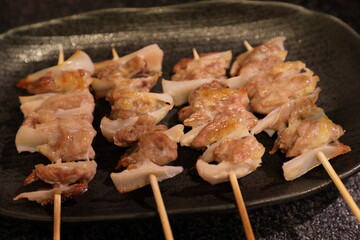 日本の居酒屋の焼き鳥