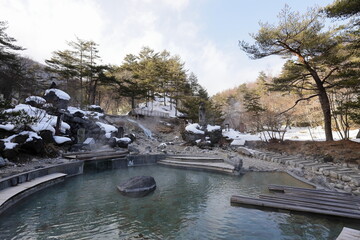冬の草津温泉、西の河原公園