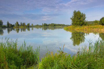 Fototapeta na wymiar landscape with lake russia moscow region
