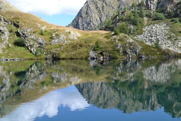 Naklejka na ściany i meble mountain landscape with lake