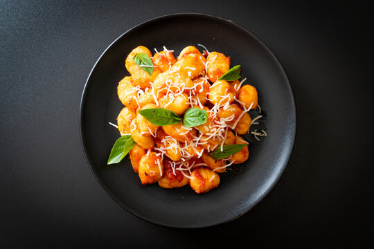 gnocchi in tomato sauce with cheese