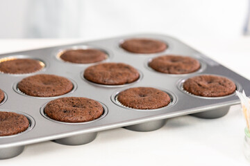 Baking cupcakes