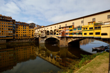Fototapeta na wymiar The Ponte Vecchio in Florence, Italy