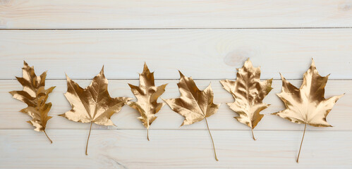 Fototapeta na wymiar Golden leaf banner design elements