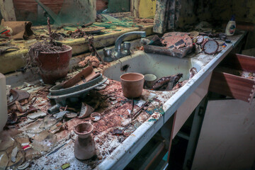 Abandoned hoarder kitchen, filthy, dirty and discarded