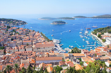Obraz premium Mittelalterliche Altstadt der Insel Hvar - Adria/Dalmatien/Kroatien/Europa
