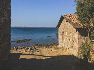Fototapeta premium old house on the coast