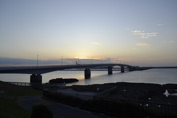 Fototapeta premium 海と橋