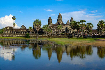 Fototapeta na wymiar angkor wat temple cambodia, siem reap