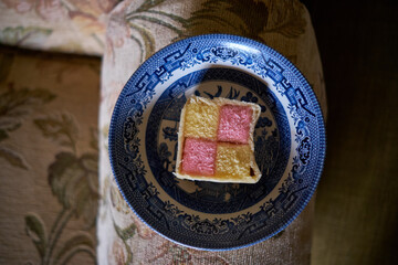 Obraz na płótnie Canvas a piece of cake on an ornate plate