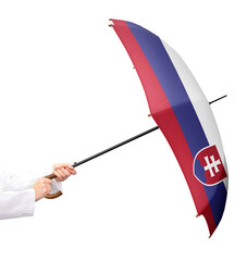 Regenschirm mit der Flagge von der Slowakei, ein Mitgliedsstaat der Europäischen Union, isolierte...